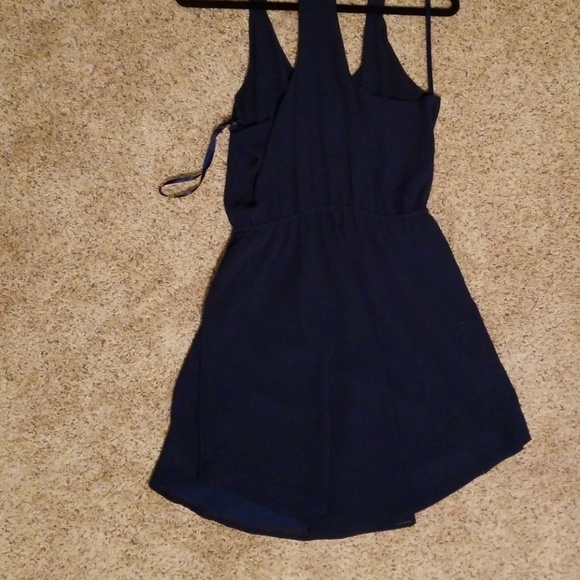 Dress - Picture 2 of 4